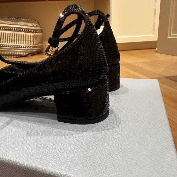 PRADA BLACK SEQUINS SHOE - Picture 3 of 5